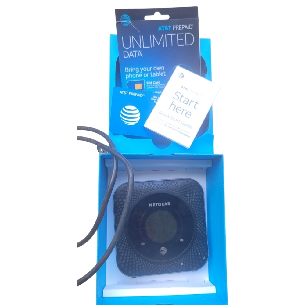 NETGEAR Nighthawk M1 Wifi Internet MR1100 4G LTE Mobile Hotspot